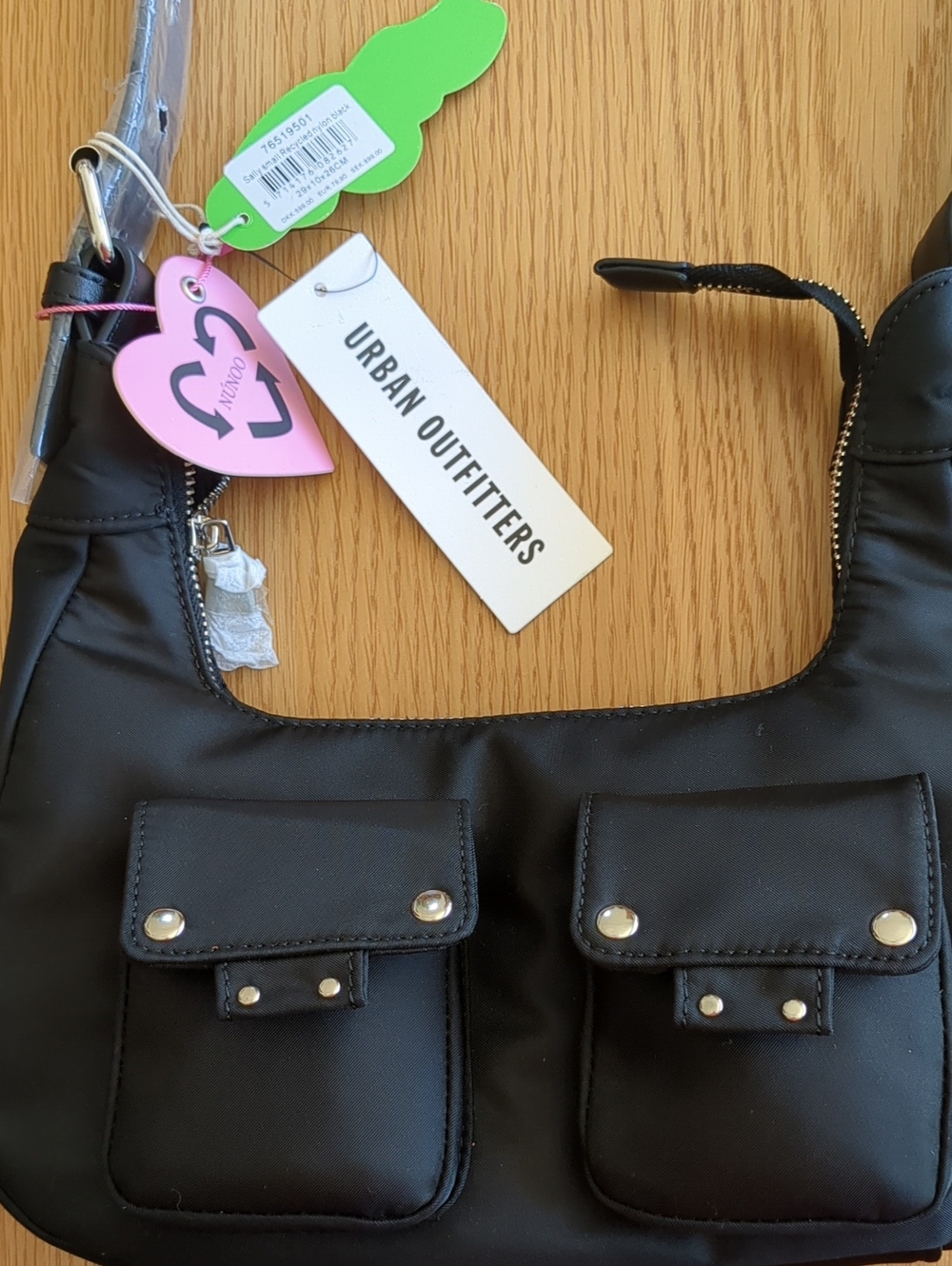 NWT Nunoo Sally Shoulder Nylon Bag - Picture 6 of 11